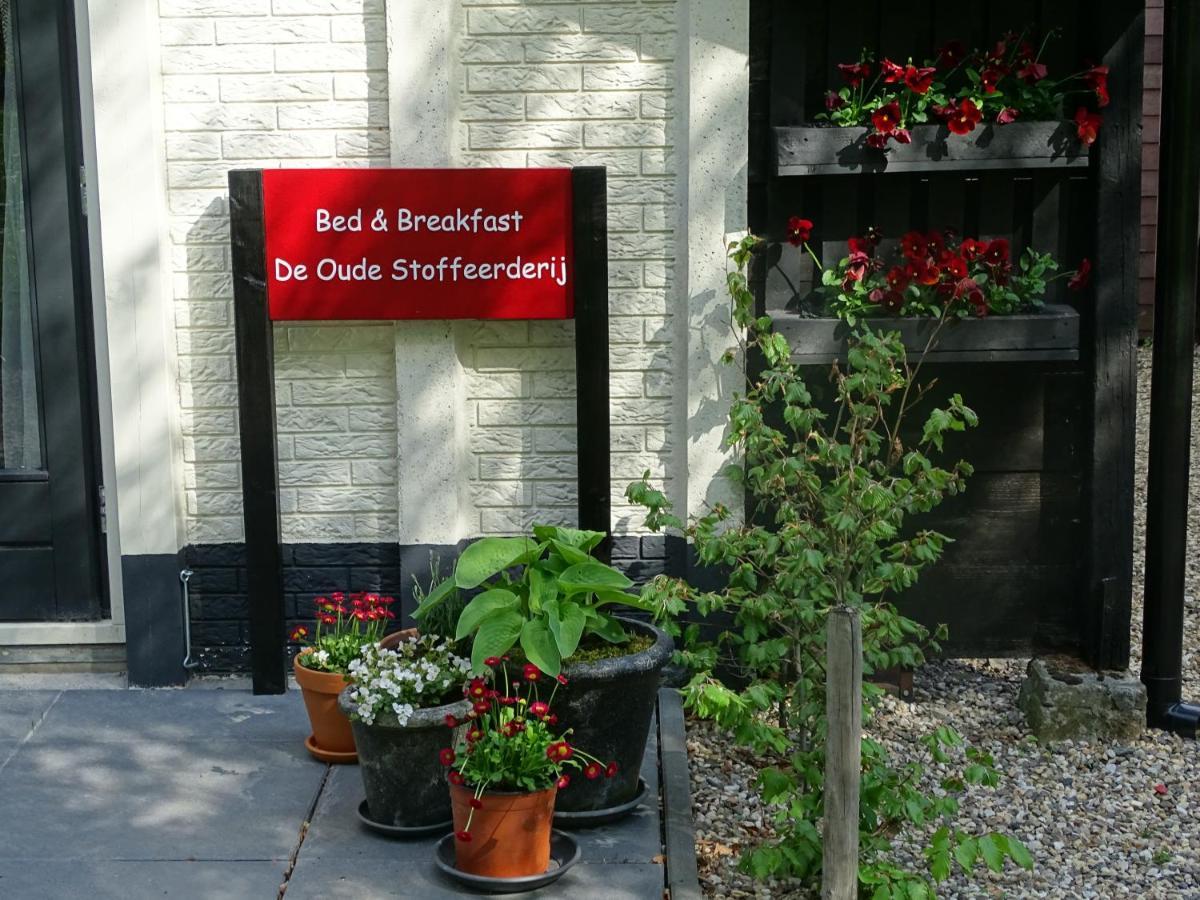 Bed and Breakfast De Oude Stoffeerderij Dussen Exterior foto