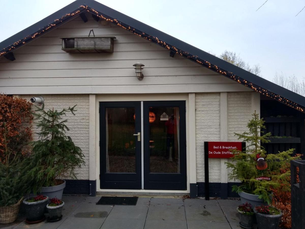 Bed and Breakfast De Oude Stoffeerderij Dussen Exterior foto